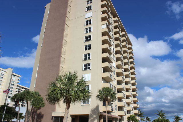 Royal Coast  photo 2